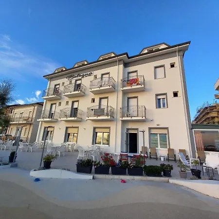 Bologna Hotel 2*